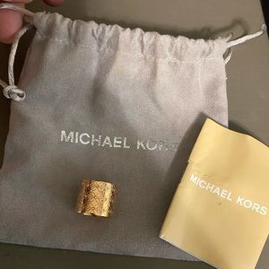 Michael Kors ring